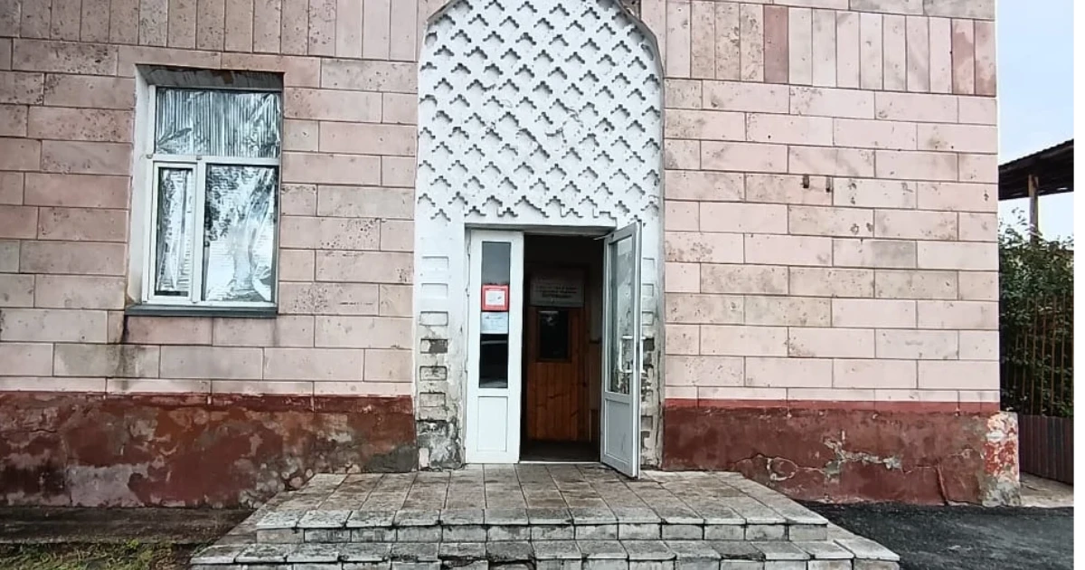 Мирный кентіндегі кітапхана-бөлімшесі