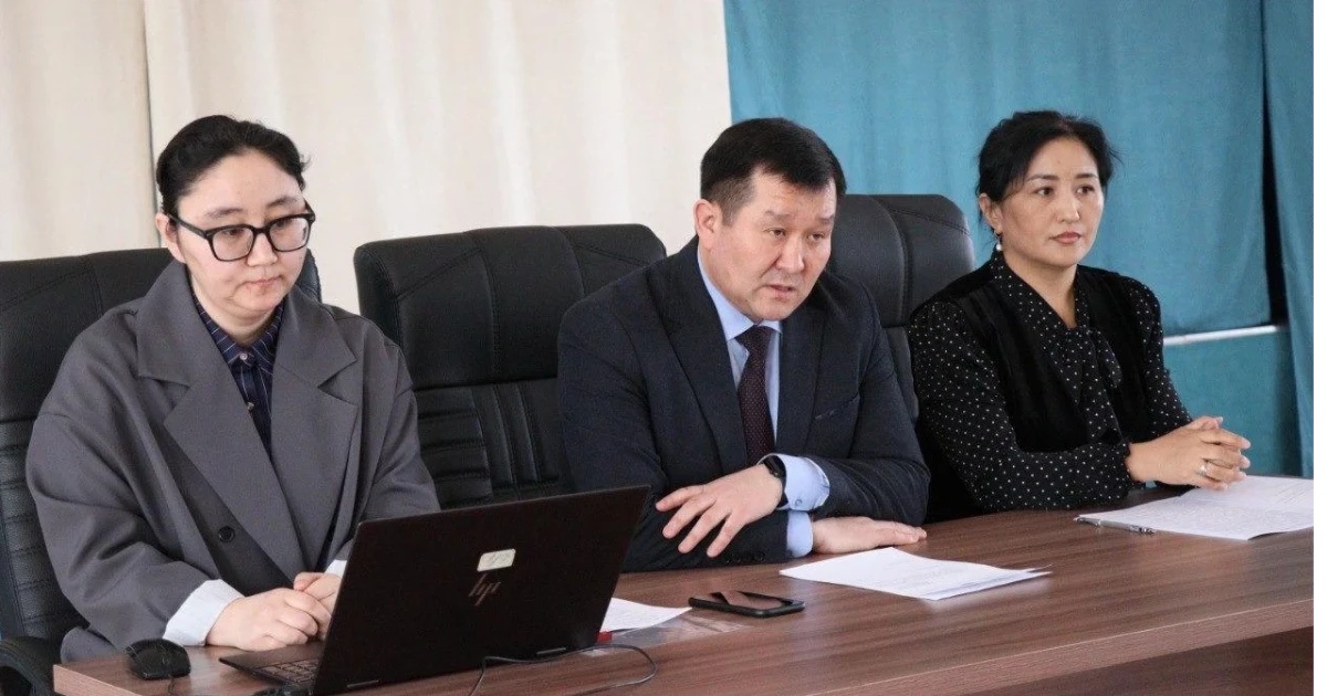 В области Абай продолжается областной семинар на тему «Мемлекеттік тіл – іс-қағаздарын жүргізу тілі»