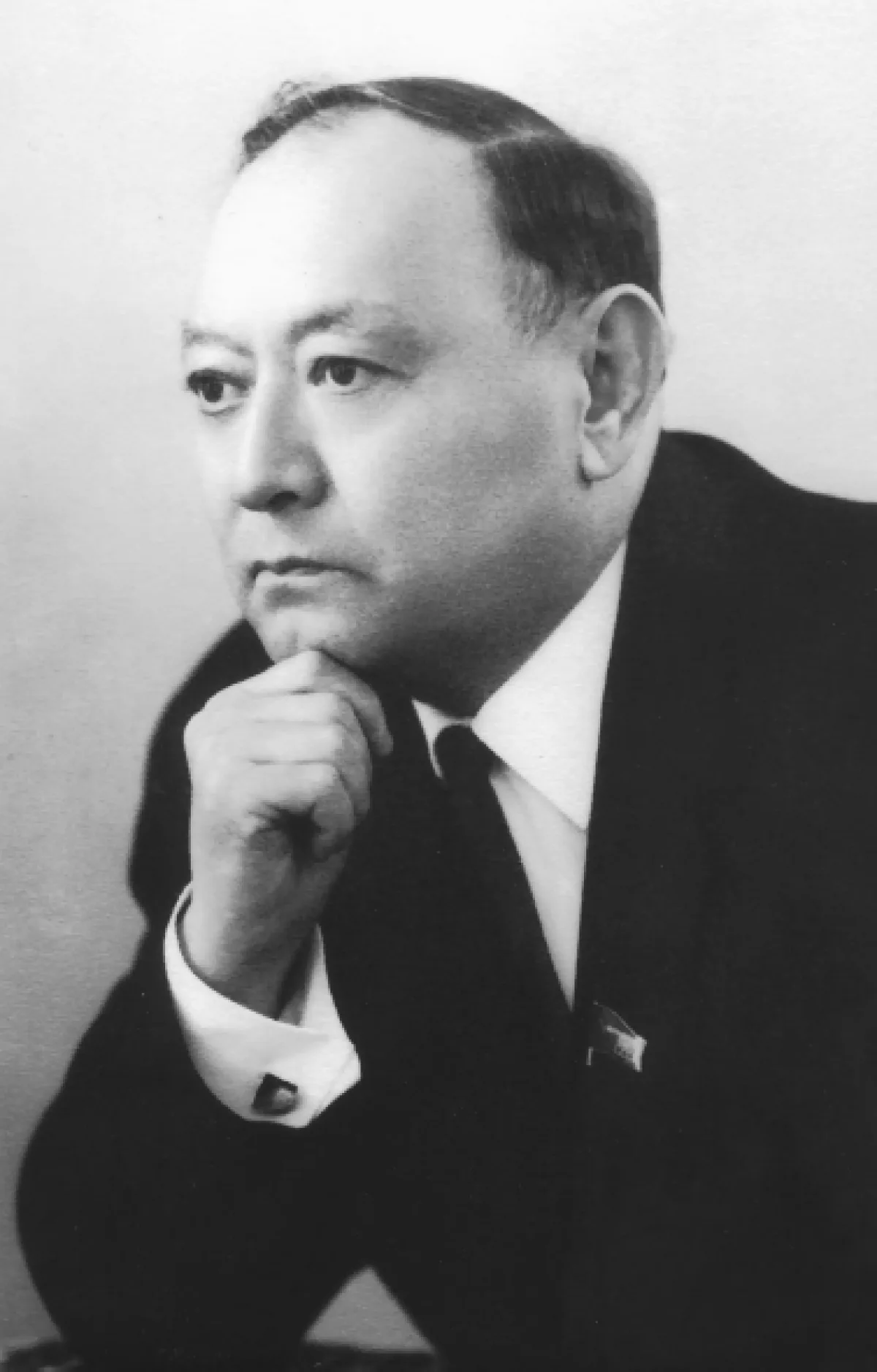 Шарипов Әди